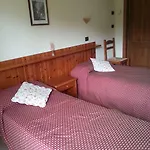 Ristoro Saint Roch Hotel *