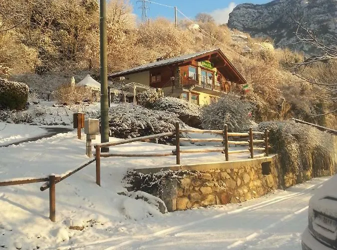 Ristoro Saint Roch Hotel Hone